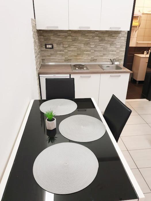 Guesthouse Lion Сплит Екстериор снимка