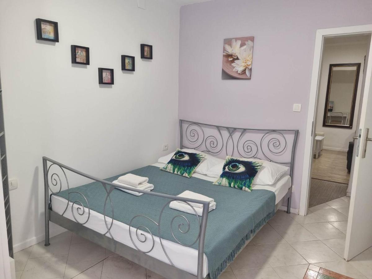 Guesthouse Lion Сплит Екстериор снимка