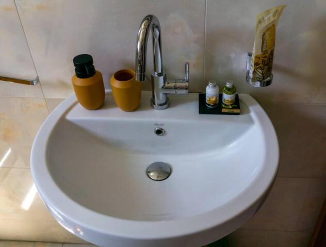 Guesthouse Lion Сплит Екстериор снимка