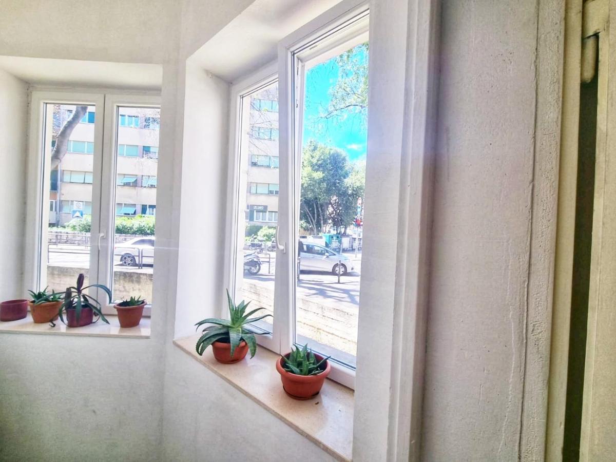 Guesthouse Lion Сплит Екстериор снимка