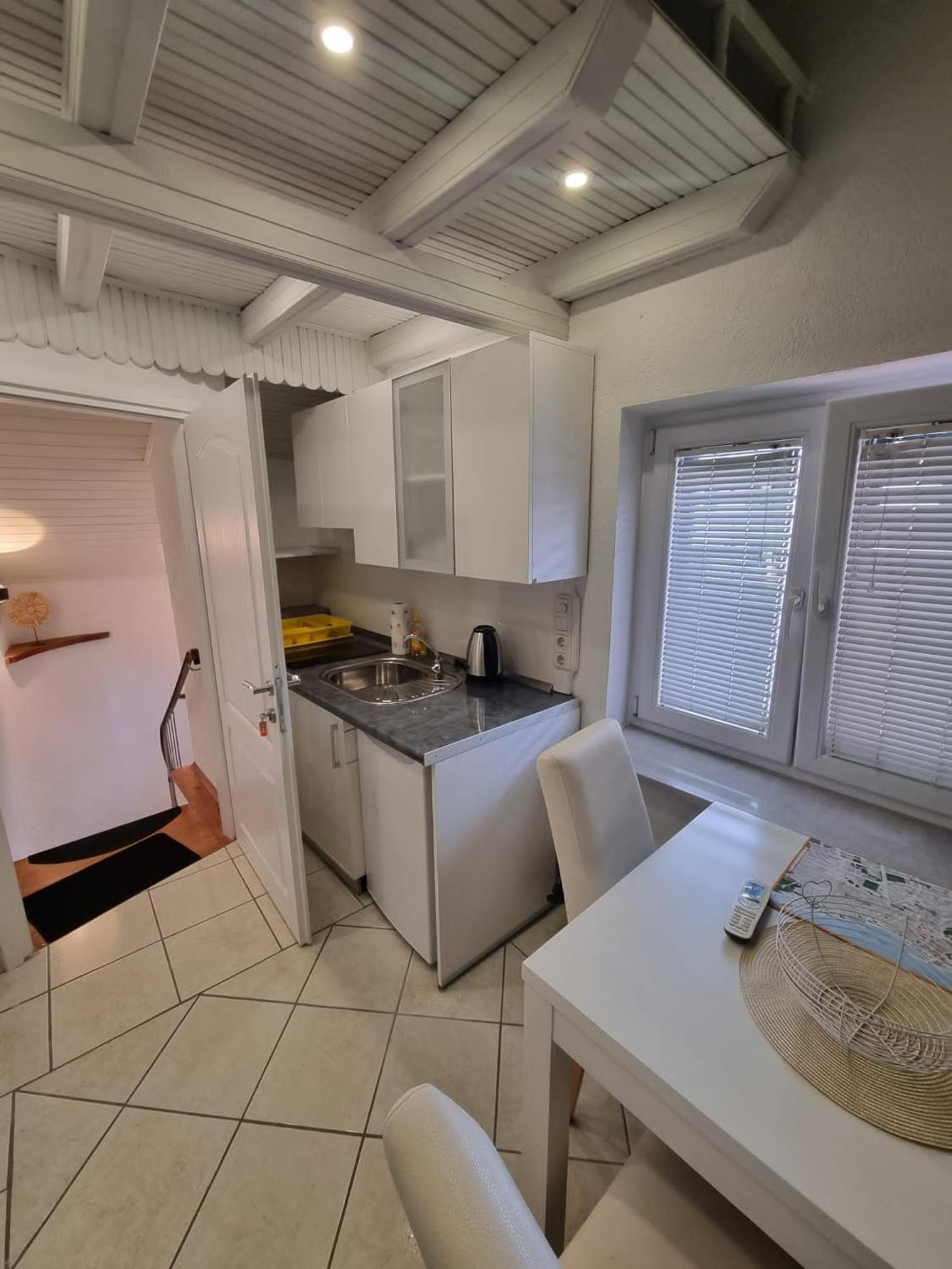 Guesthouse Lion Сплит Екстериор снимка