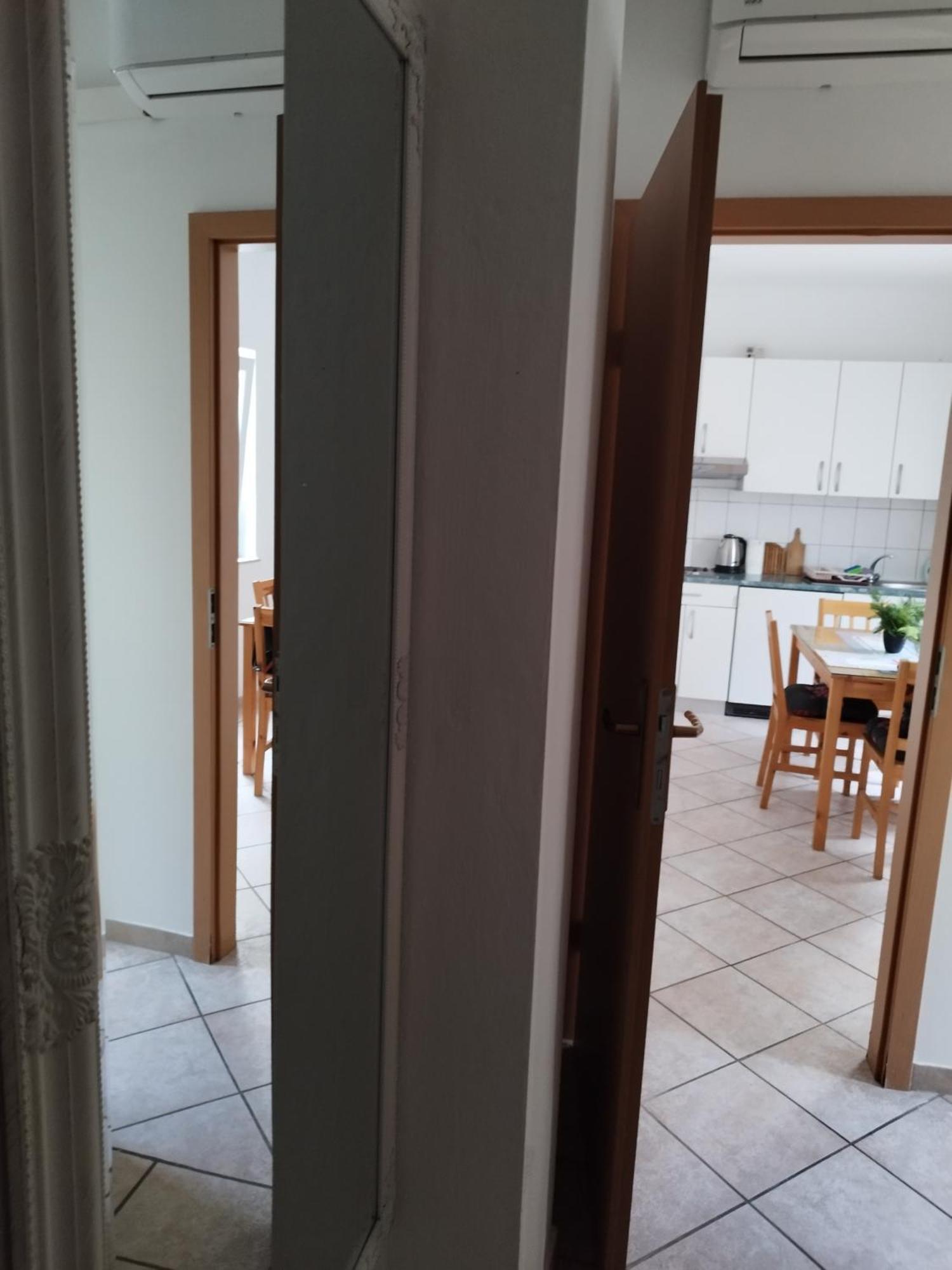 Guesthouse Lion Сплит Екстериор снимка