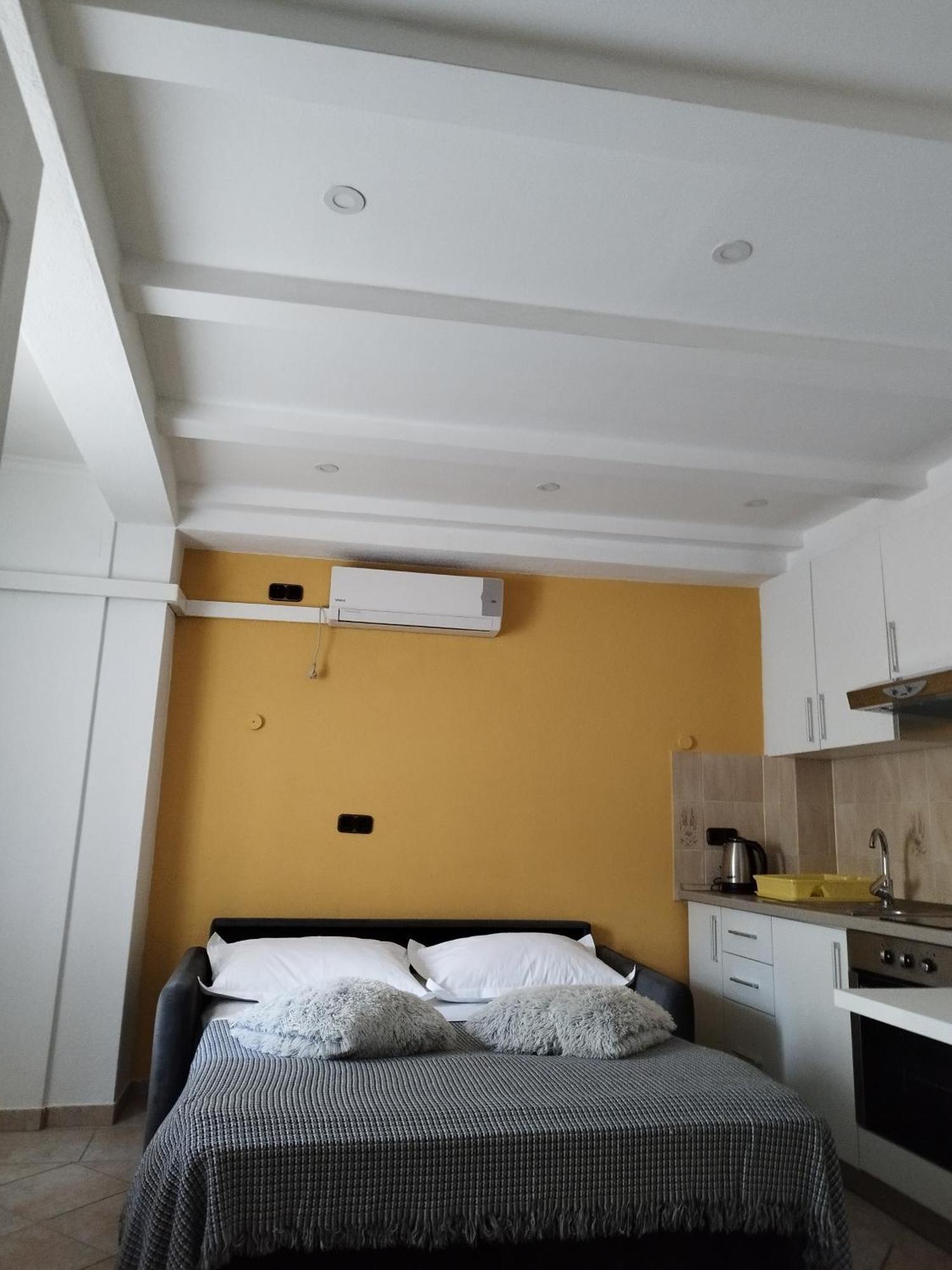 Guesthouse Lion Сплит Екстериор снимка