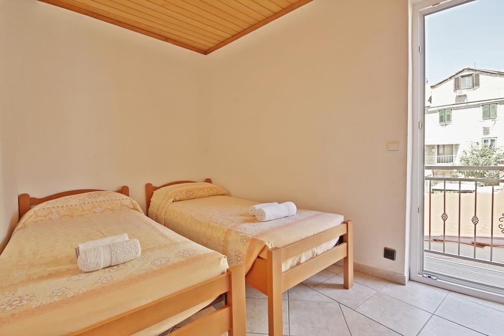 Guesthouse Lion Сплит Стая снимка