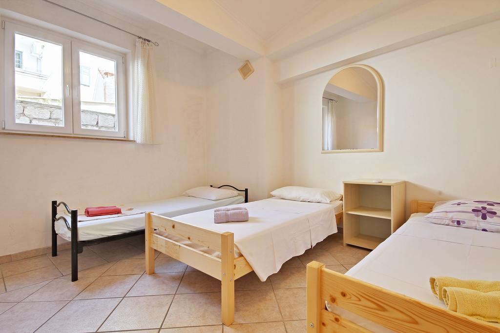 Guesthouse Lion Сплит Стая снимка